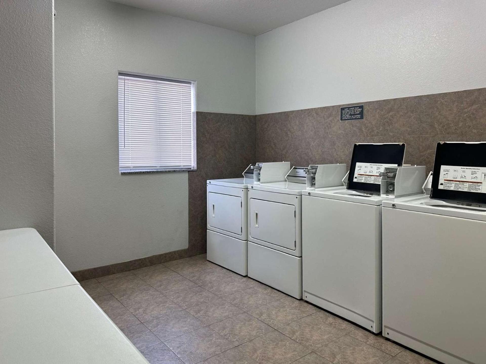 Motel 6-Mission, Tx Екстер'єр фото