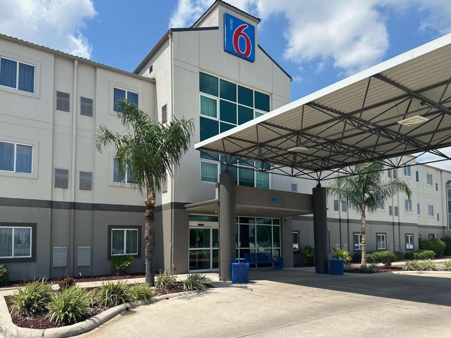 Motel 6-Mission, Tx Екстер'єр фото