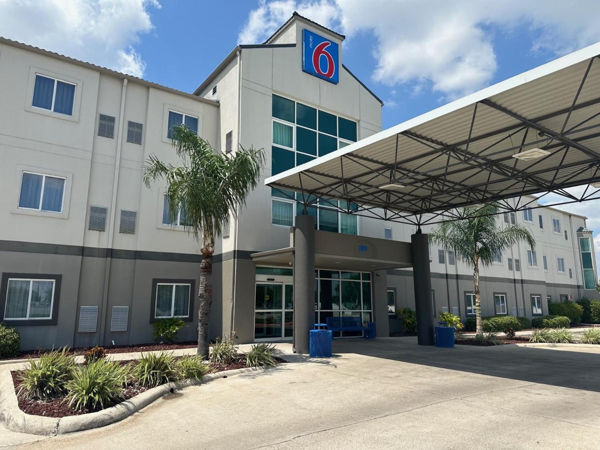 Motel 6-Mission, Tx Екстер'єр фото